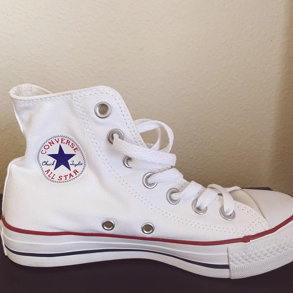 Brand New Converse High Tops Never Worn - White  US 5 / UK 3 / EUR 35